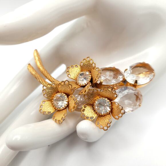 Vintage Gold Plated Floral Brooch, Large Clear Rhinestones, 2 3/4", 1960s - Picture 2 of 9